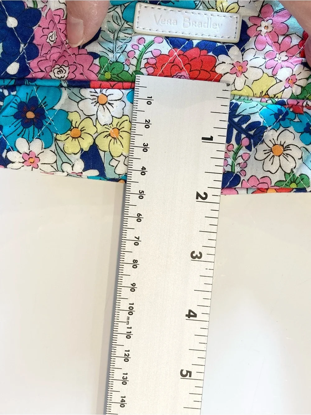 Nwot VERA BRADLEY Crossbody Bag Multicolor Adjustable Strap Quiled Floral